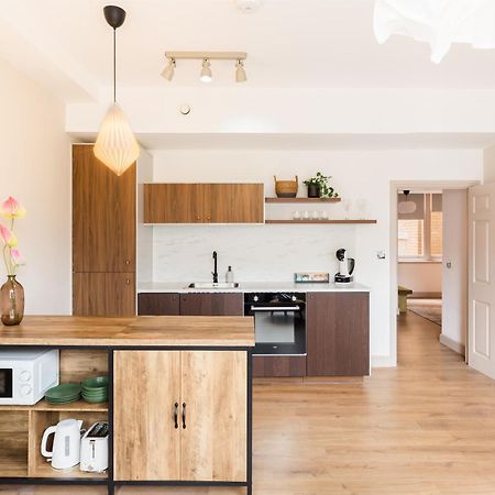 Yasuko Apartment Бирмингем Экстерьер фото