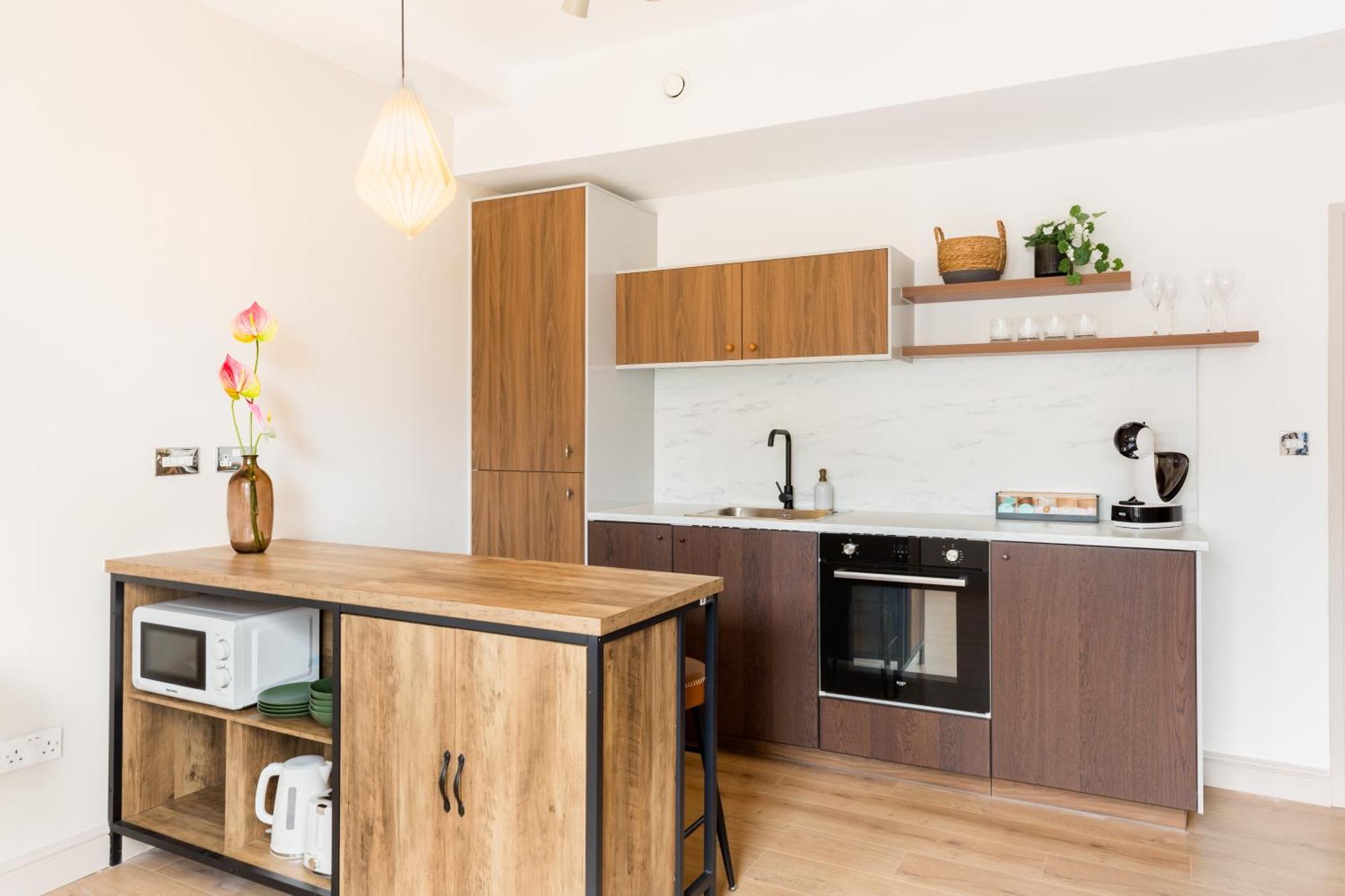 Yasuko Apartment Бирмингем Экстерьер фото